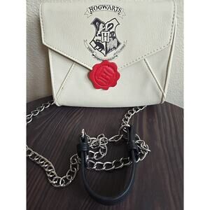 Wizarding World of Harry Potter Hogwarts Acceptance Letter Crossbody Bag 7x6
